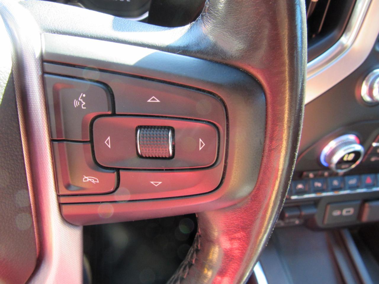 GMC Sierra 1500 SLT Crew Cab 4WD 2020