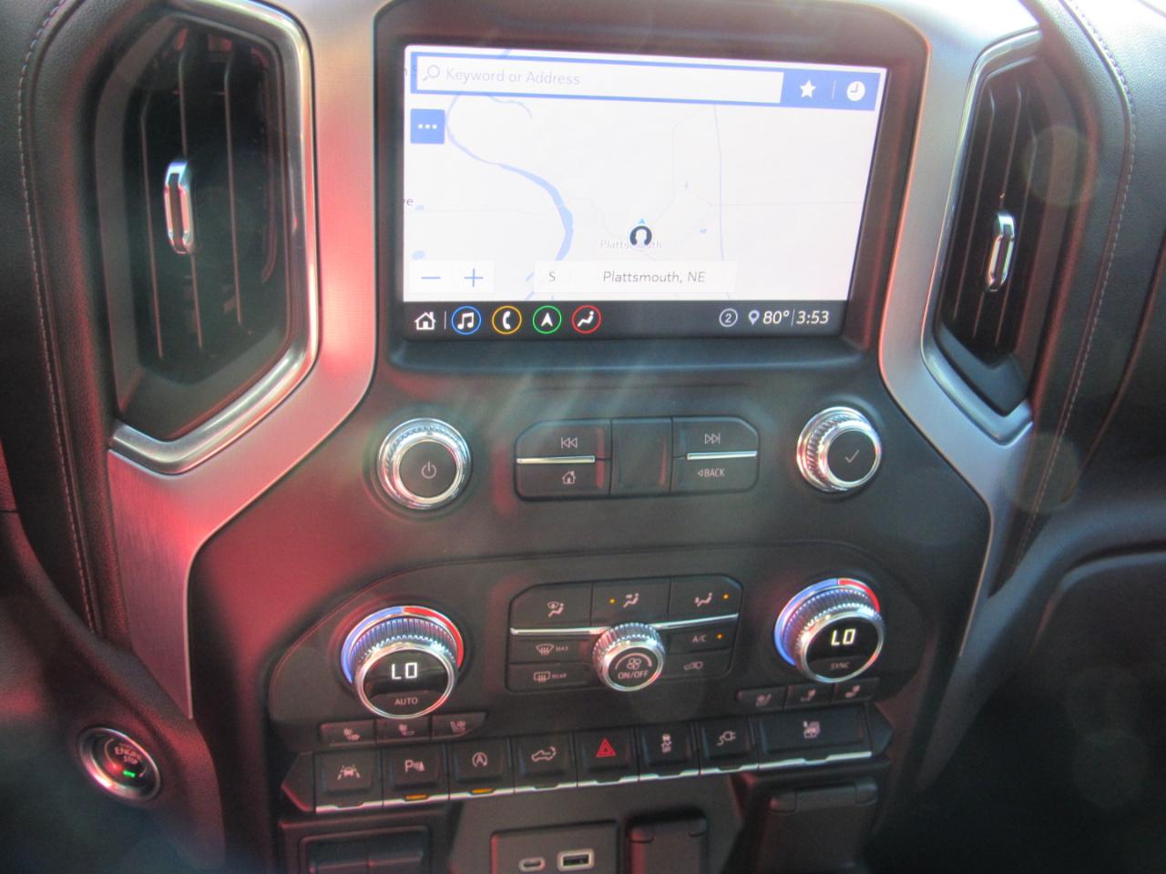 GMC Sierra 1500 SLT Crew Cab 4WD 2020