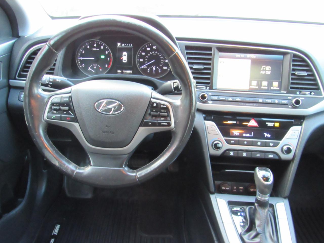 Hyundai Elantra Limited 2.0L Auto (Ulsan) 2017