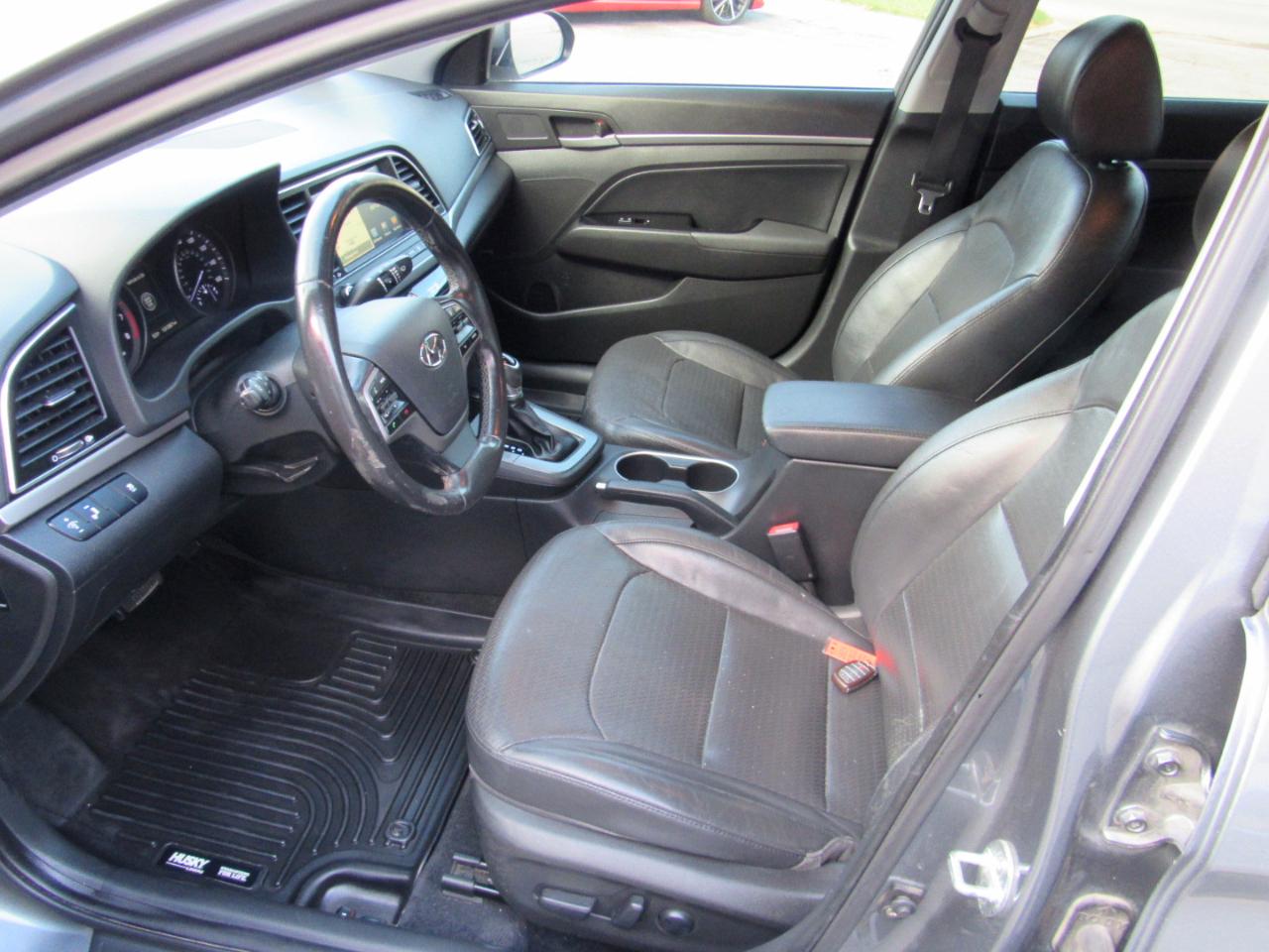 Hyundai Elantra Limited 2.0L Auto (Ulsan) 2017
