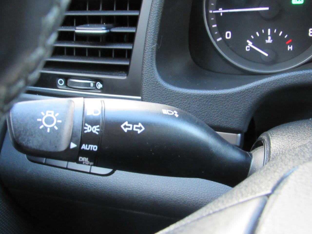 Hyundai Elantra Limited 2.0L Auto (Ulsan) 2017