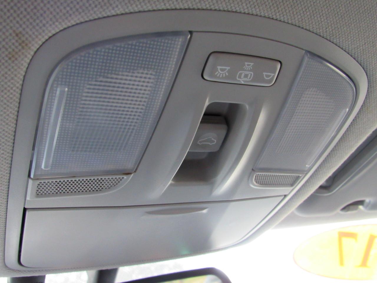 Hyundai Elantra Limited 2.0L Auto (Ulsan) 2017