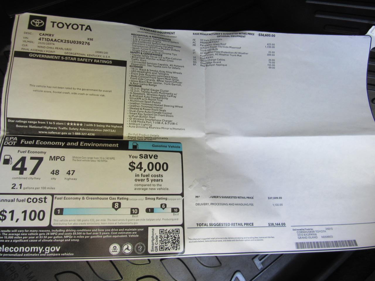 Toyota Camry LE (Natl) 2025