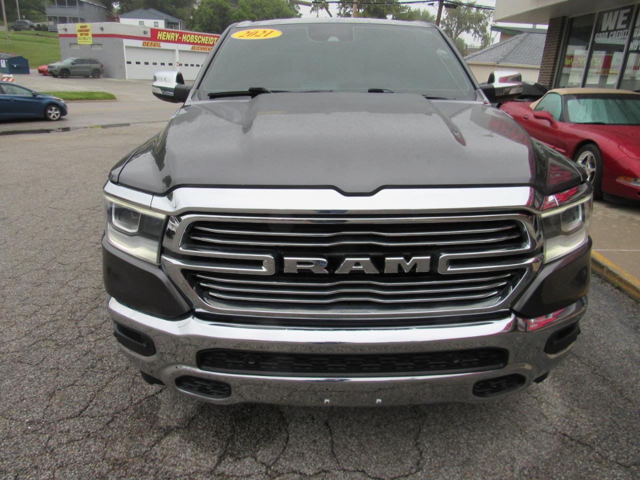 RAM 1500 Laramie Crew Cab 4WD 2021