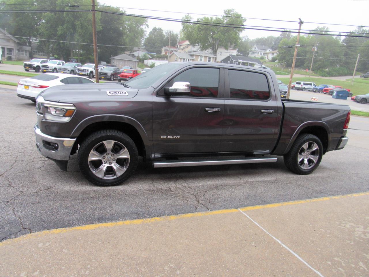 RAM 1500 Laramie Crew Cab 4WD 2021