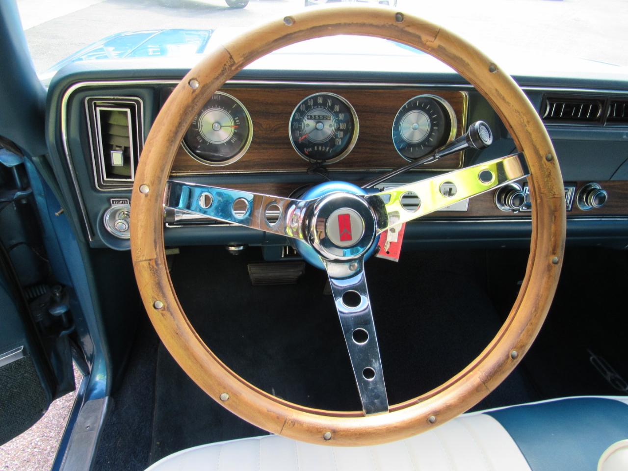 Oldsmobile Cutlass  1972