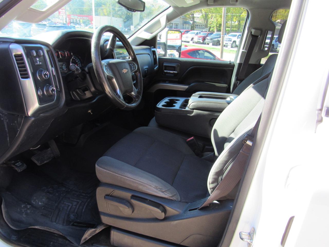 Chevrolet Silverado 2500HD LT Crew Cab 4WD 2015