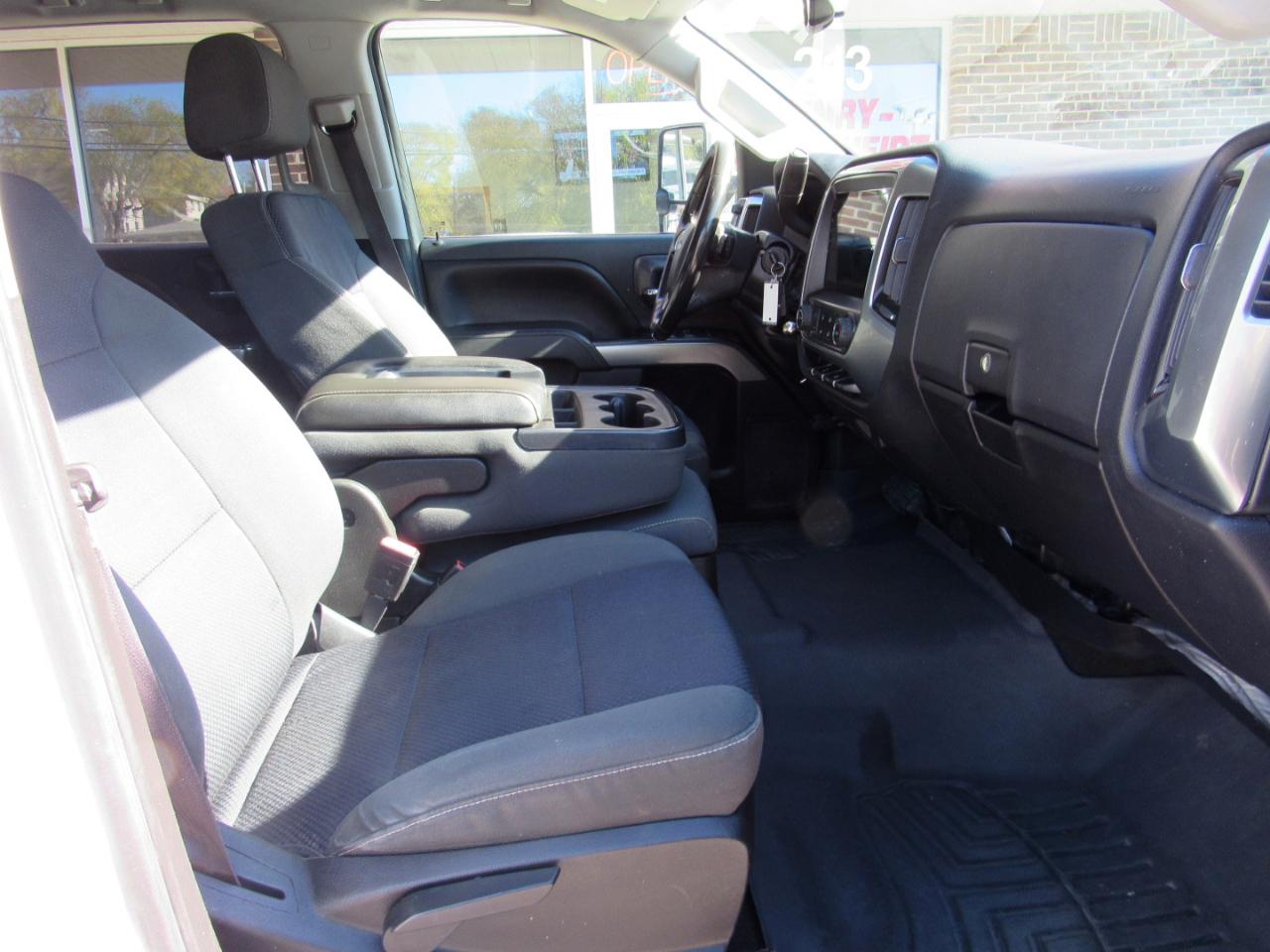 Chevrolet Silverado 2500HD LT Crew Cab 4WD 2015