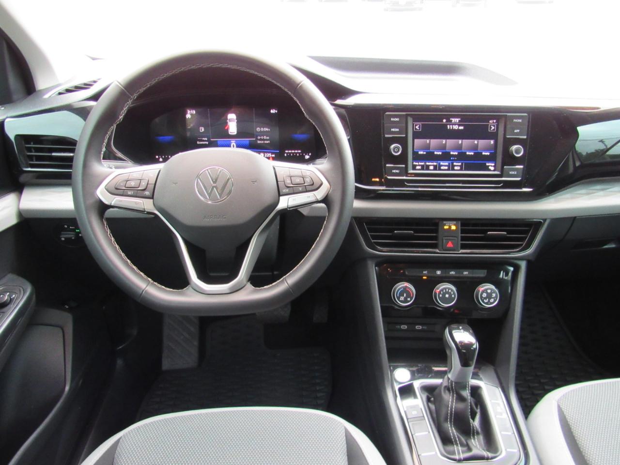 Volkswagen Taos S FWD 2024