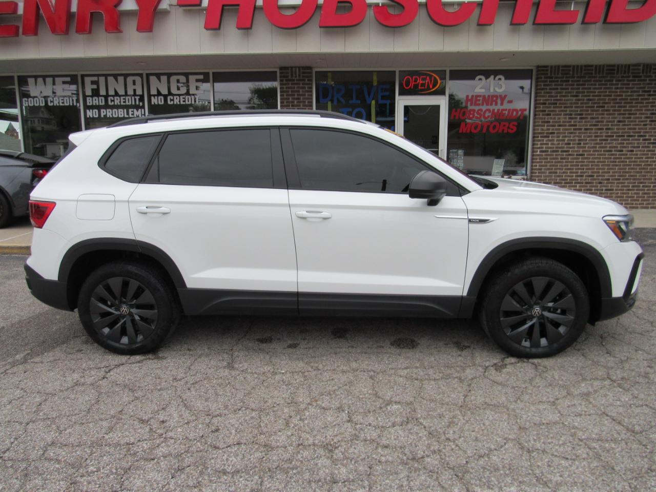 Volkswagen Taos S FWD 2024