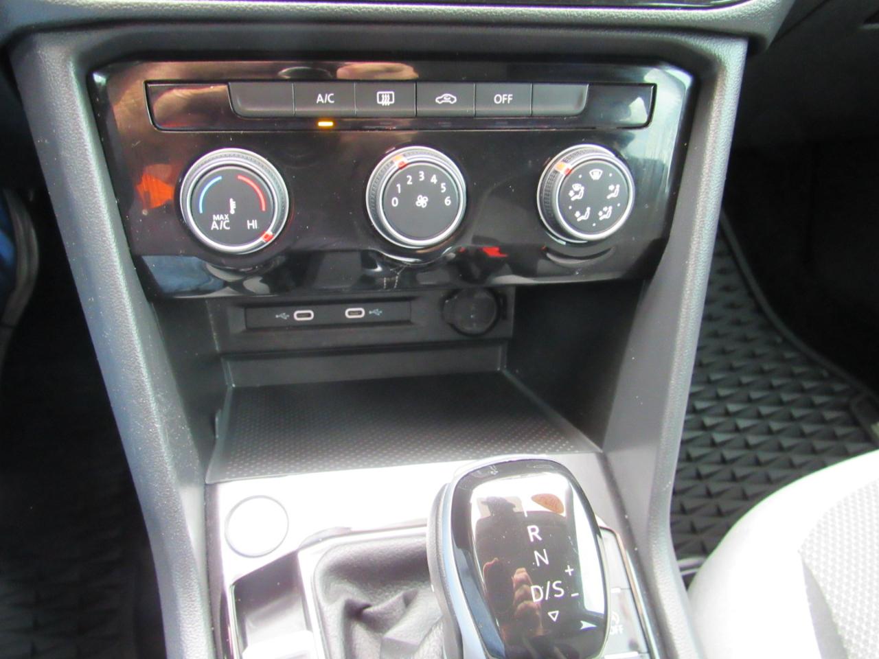 Volkswagen Taos S FWD 2024
