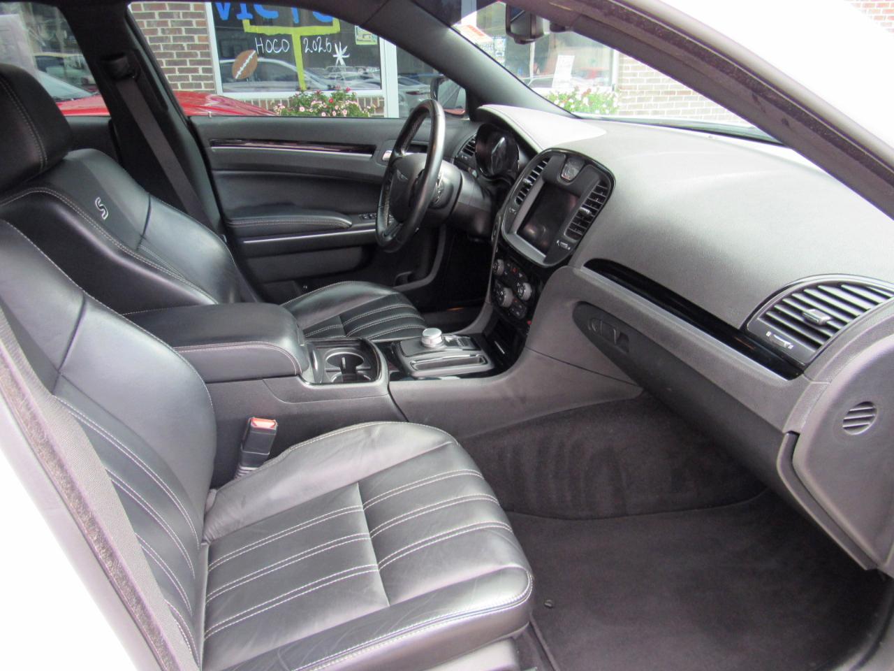 Chrysler 300 300S RWD 2019