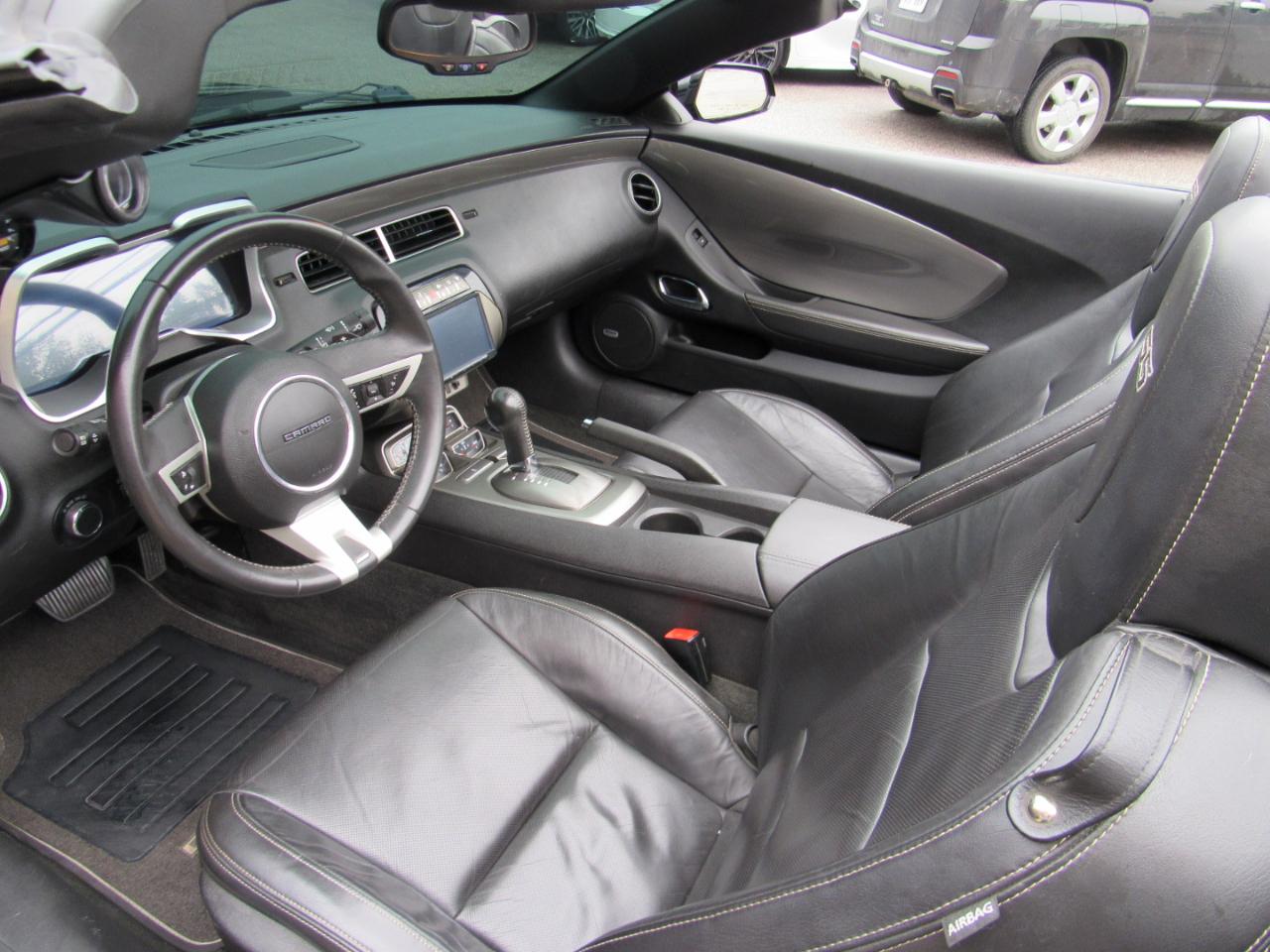 Chevrolet Camaro 2SS Convertible 2011