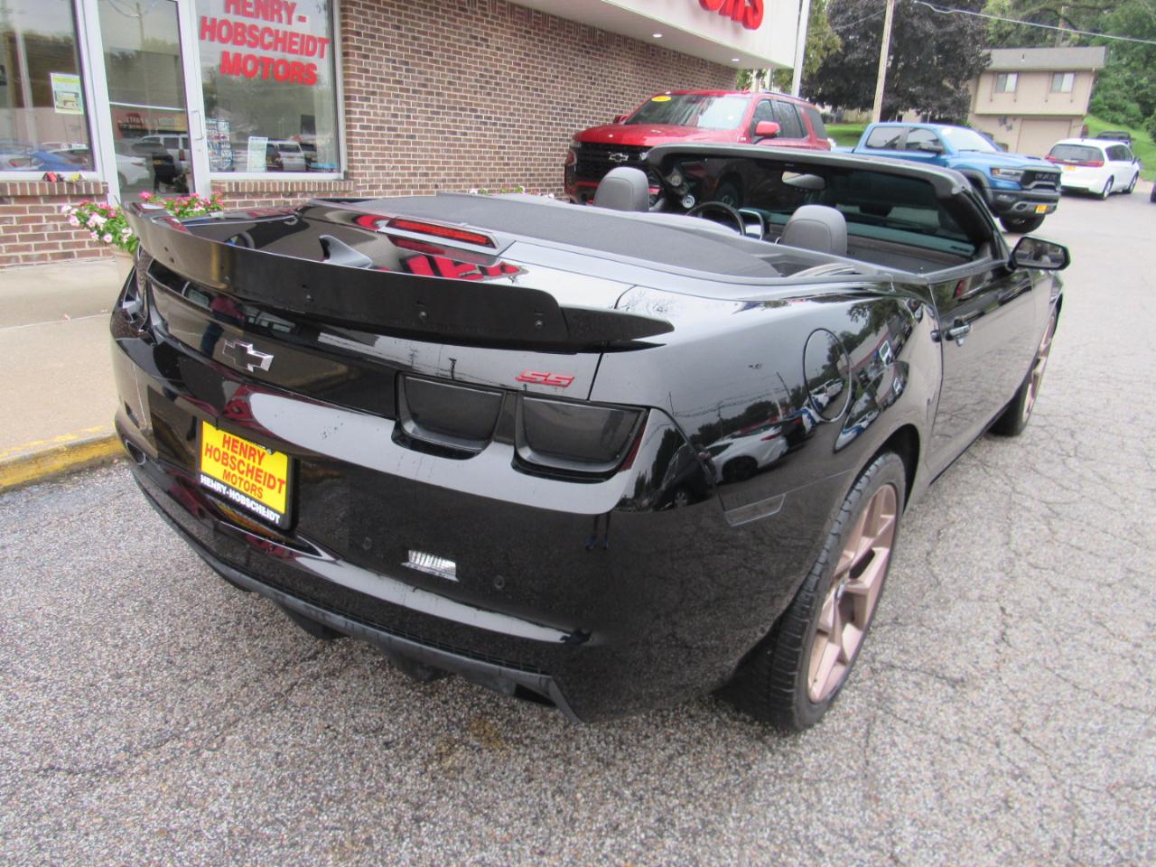 Chevrolet Camaro 2SS Convertible 2011