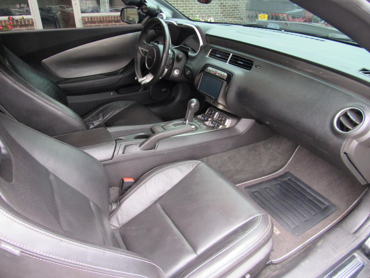 Chevrolet Camaro 2SS Convertible 2011