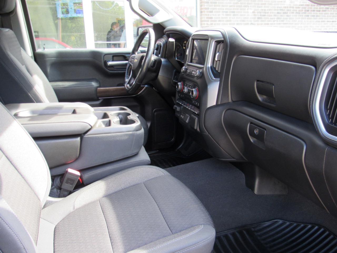 Chevrolet Silverado 1500 LT Double Cab 4WD 2019