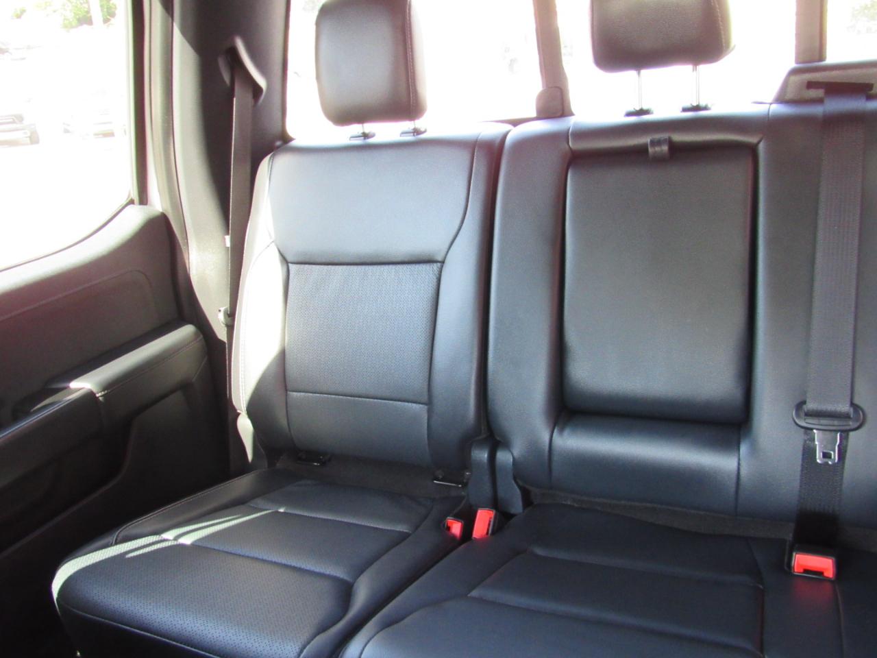 Ford F-150 Lariat SuperCrew 4WD 2024