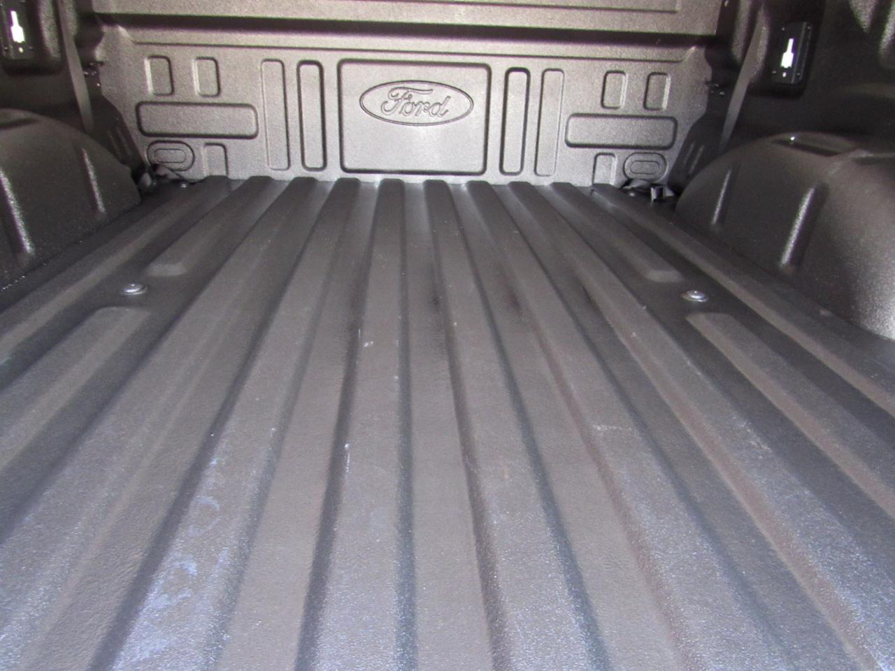 Ford F-150 Lariat SuperCrew 4WD 2024