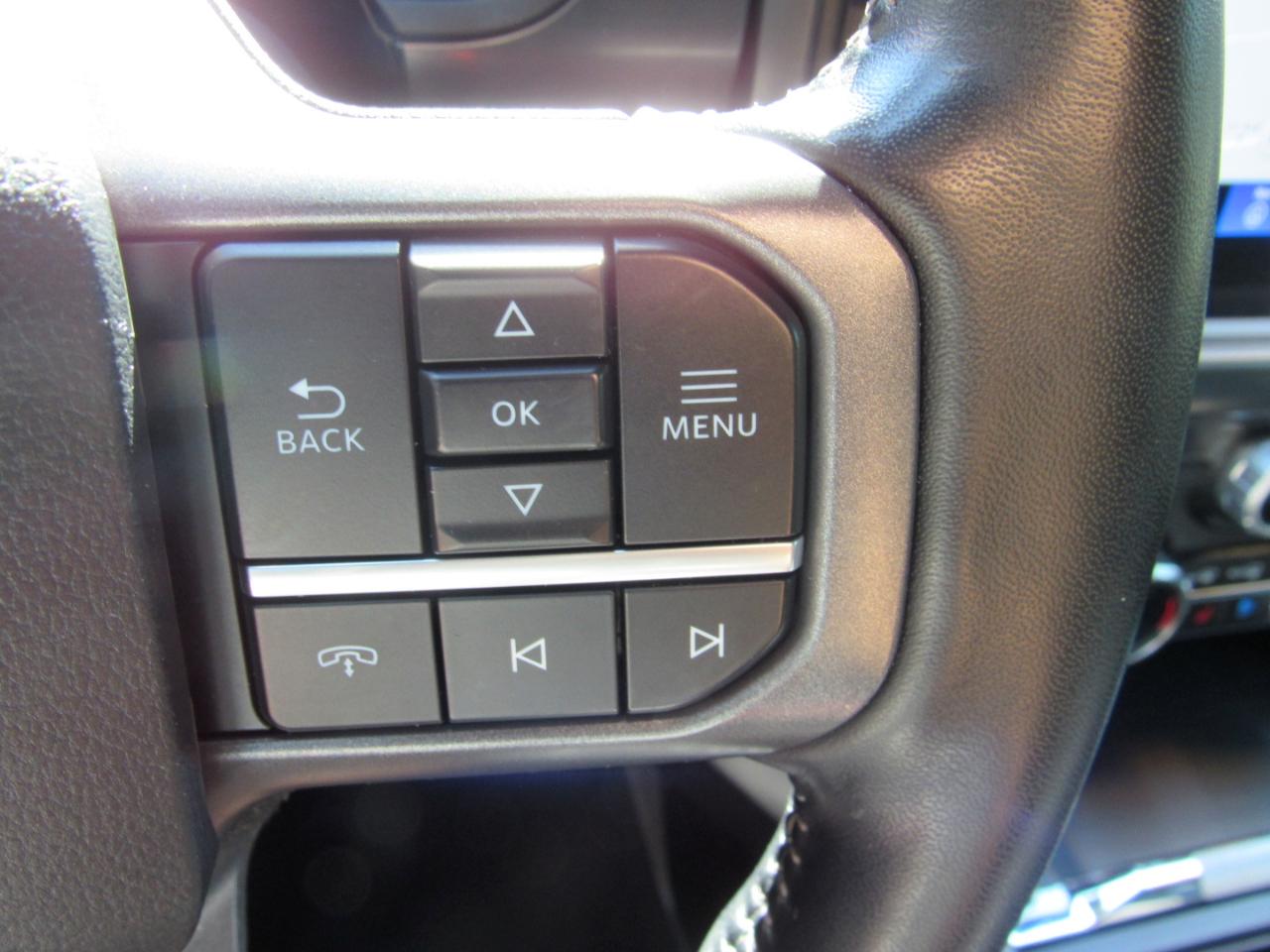 Ford F-150 Lariat SuperCrew 4WD 2024
