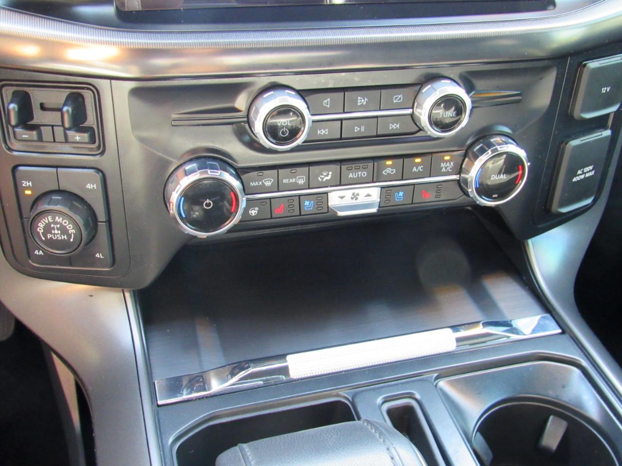 Ford F-150 Lariat SuperCrew 4WD 2024