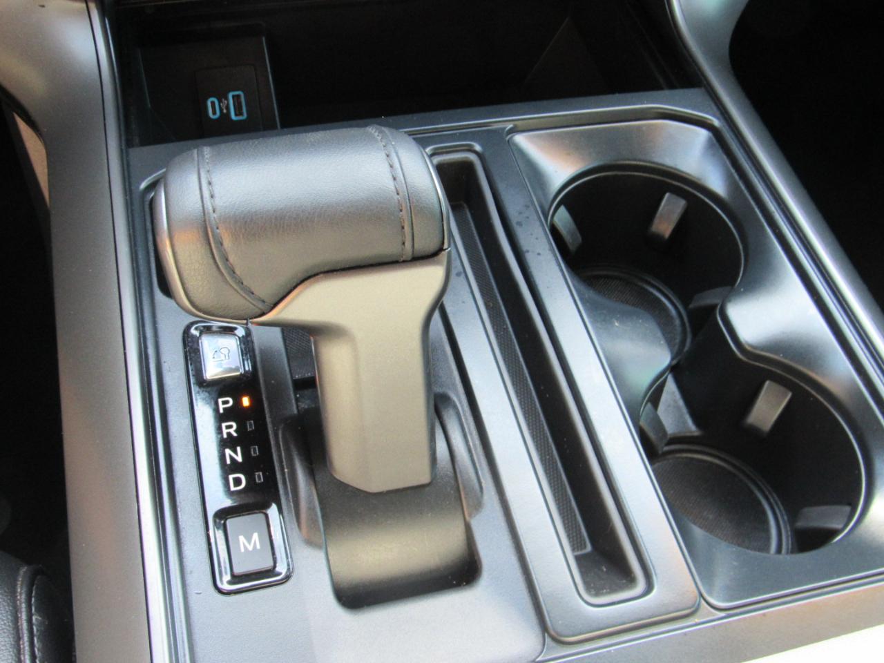Ford F-150 Lariat SuperCrew 4WD 2024