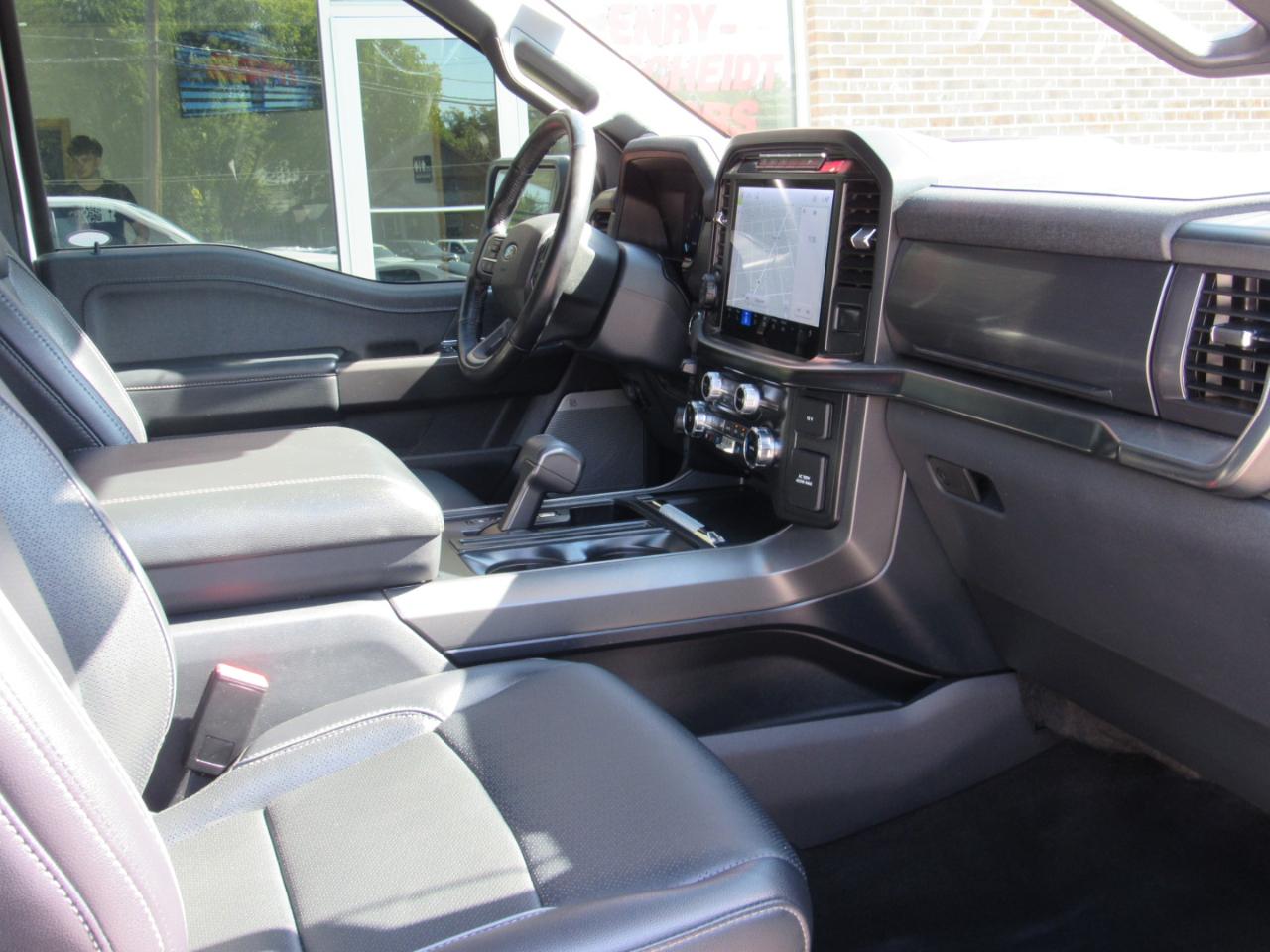 Ford F-150 Lariat SuperCrew 4WD 2024