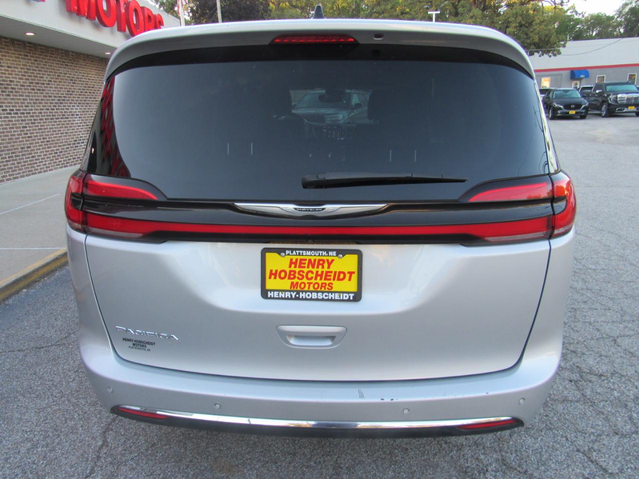 Chrysler Pacifica Touring L FWD 2024