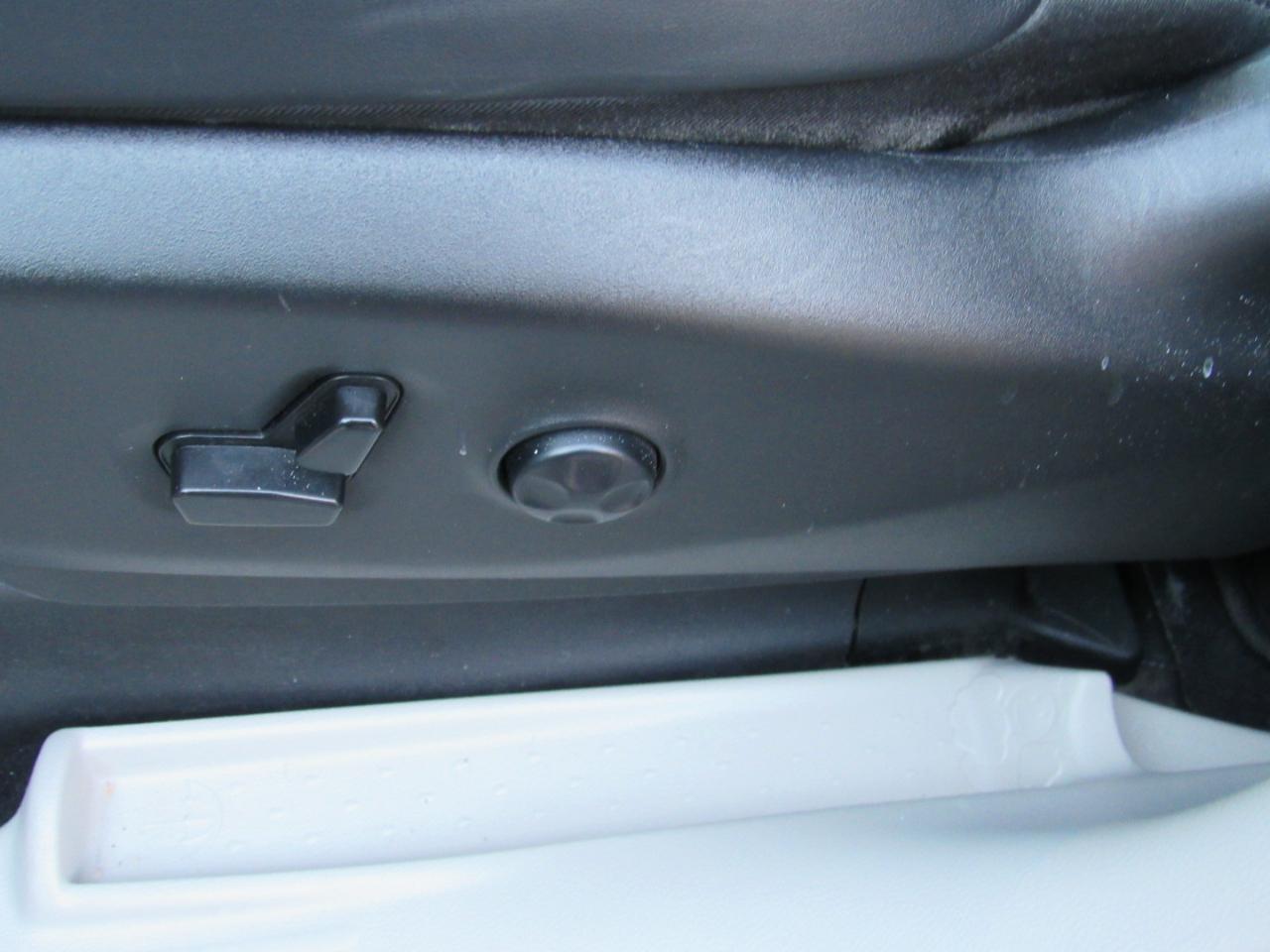 Chrysler Pacifica Touring L FWD 2024