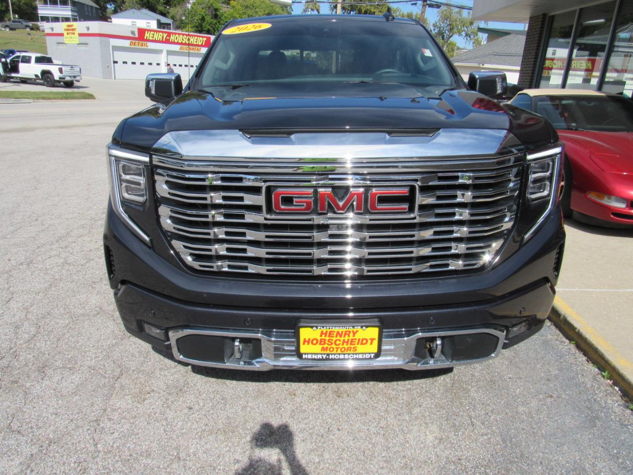 GMC Sierra 1500 Denali Crew Cab 4WD 2026