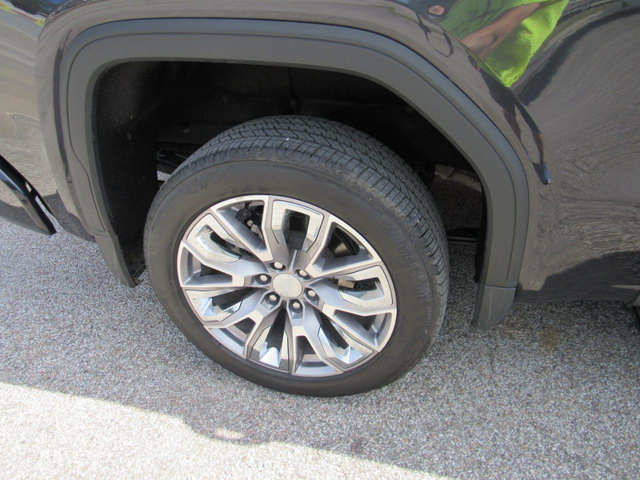GMC Sierra 1500 Denali Crew Cab 4WD 2026