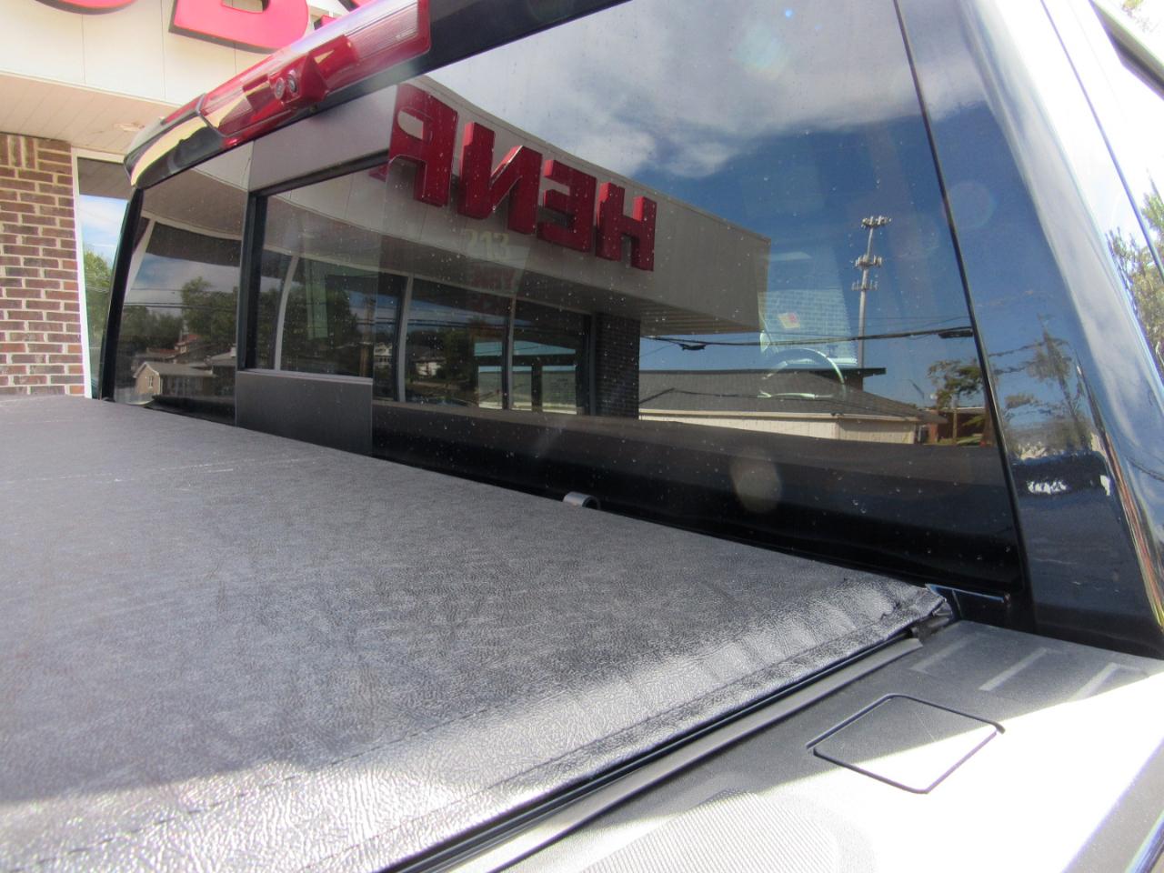 GMC Sierra 1500 Denali Crew Cab 4WD 2026