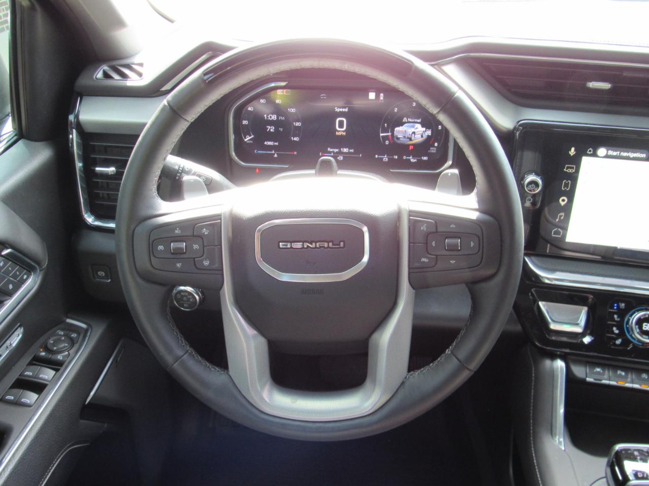 GMC Sierra 1500 Denali Crew Cab 4WD 2026