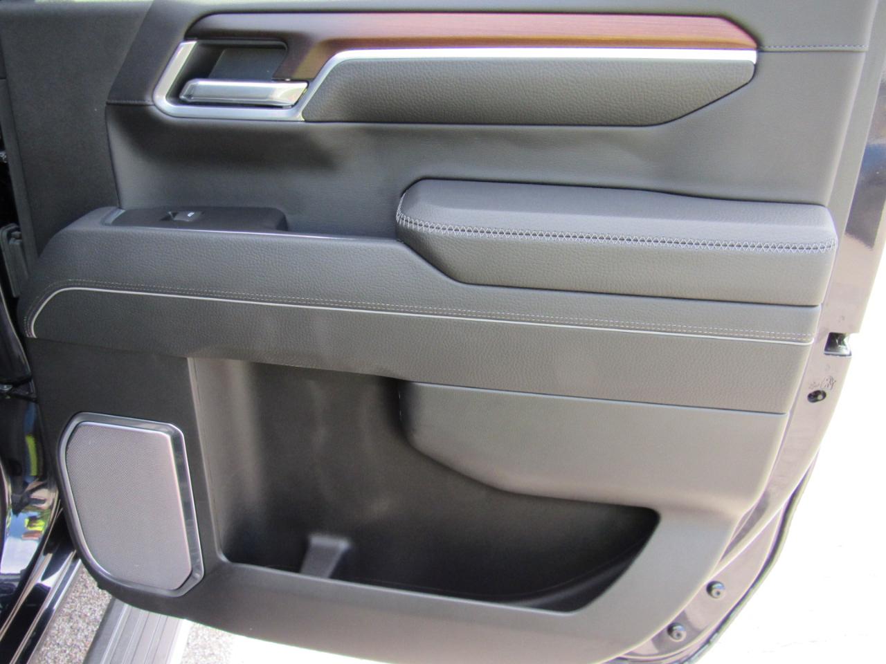 GMC Sierra 1500 Denali Crew Cab 4WD 2026