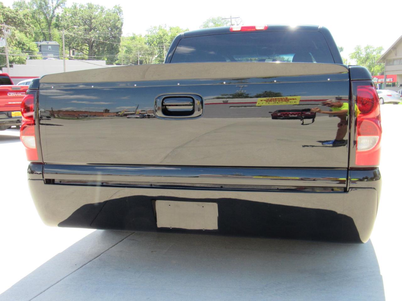 Chevrolet Silverado SS  2004