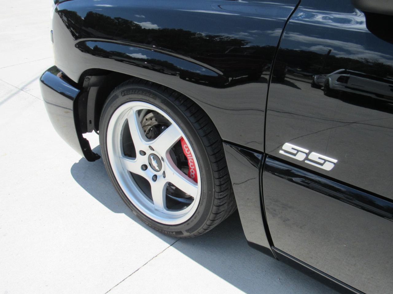 Chevrolet Silverado SS  2004
