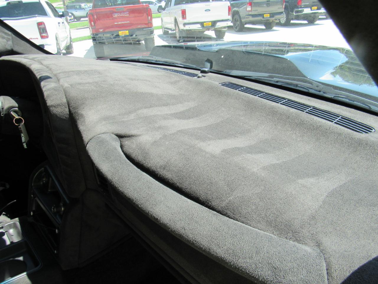Chevrolet Silverado SS  2004