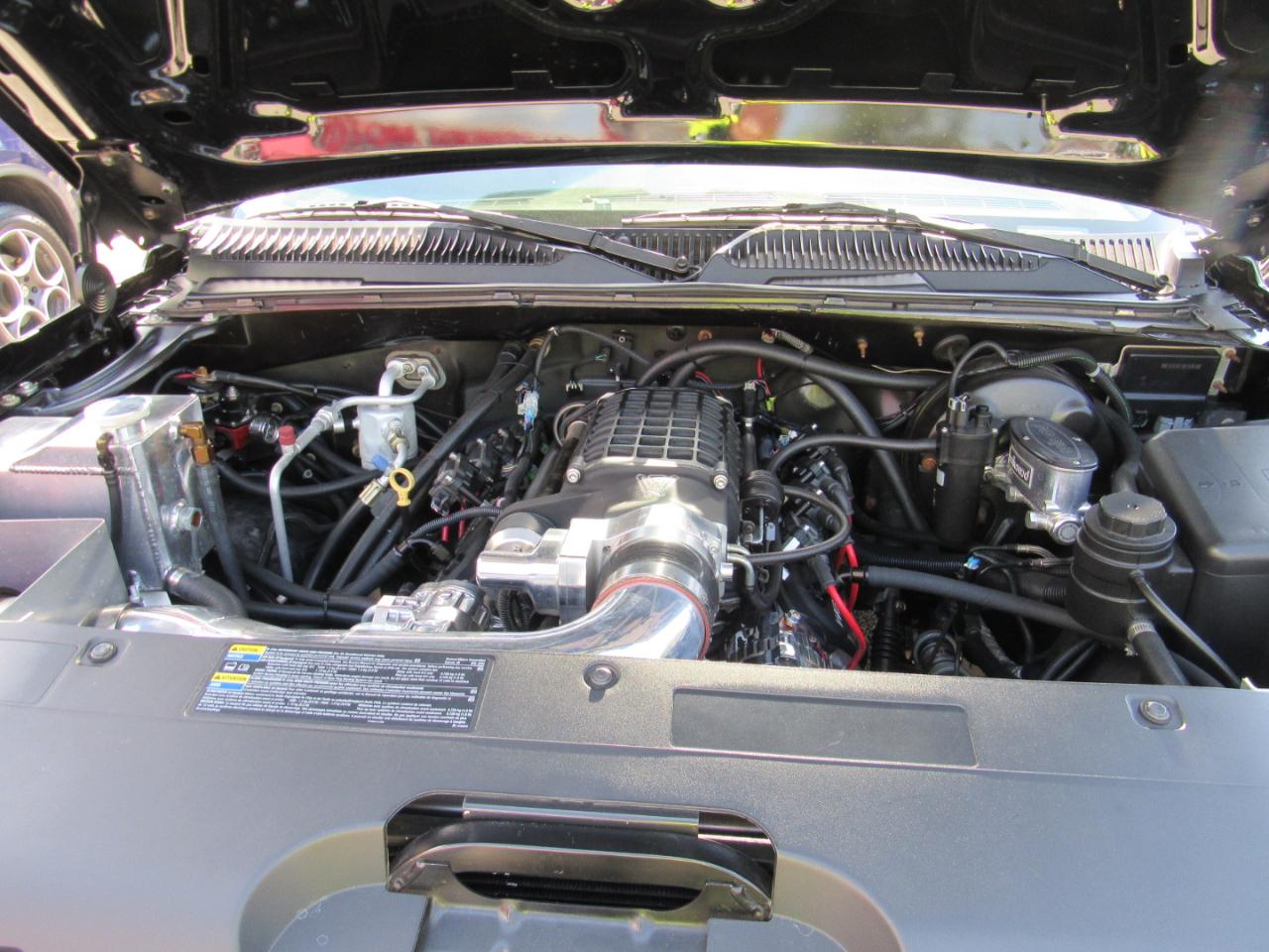 Chevrolet Silverado SS  2004