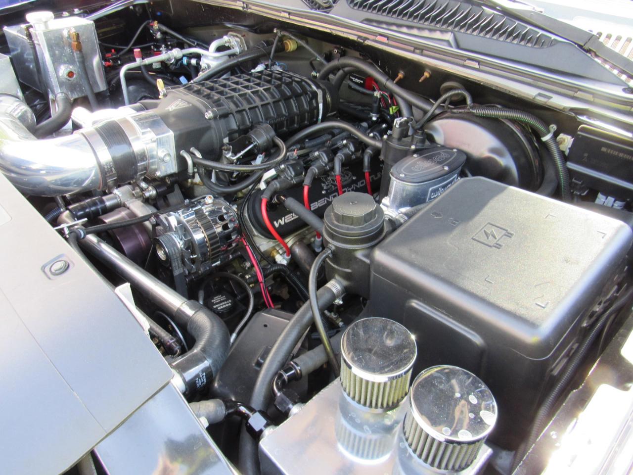 Chevrolet Silverado SS  2004