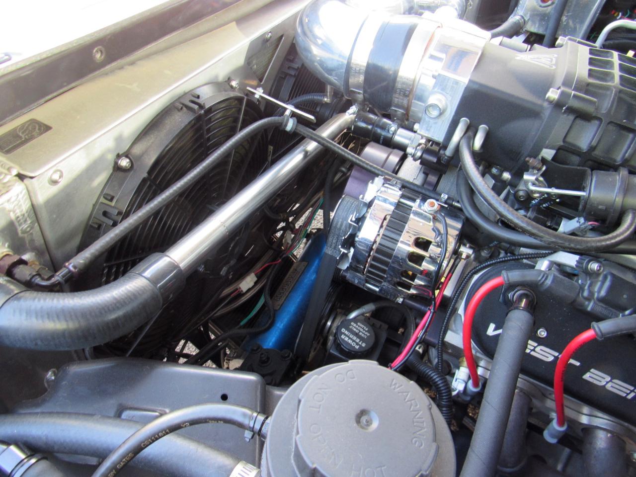 Chevrolet Silverado SS  2004