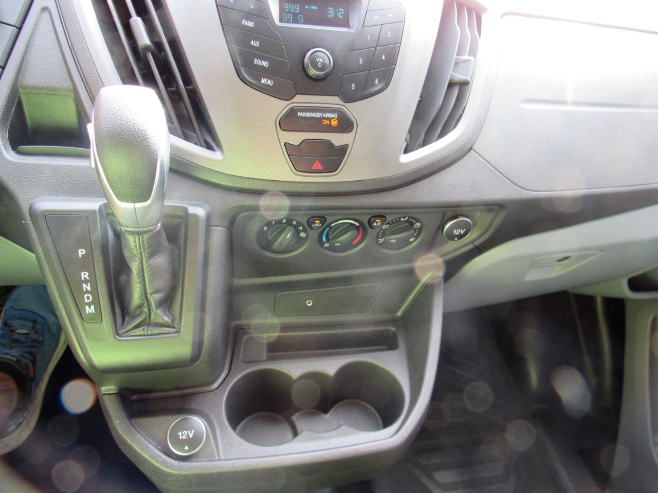 Ford Transit Van T-150 130" Med Rf 8600 GVWR Sliding RH Dr 2019