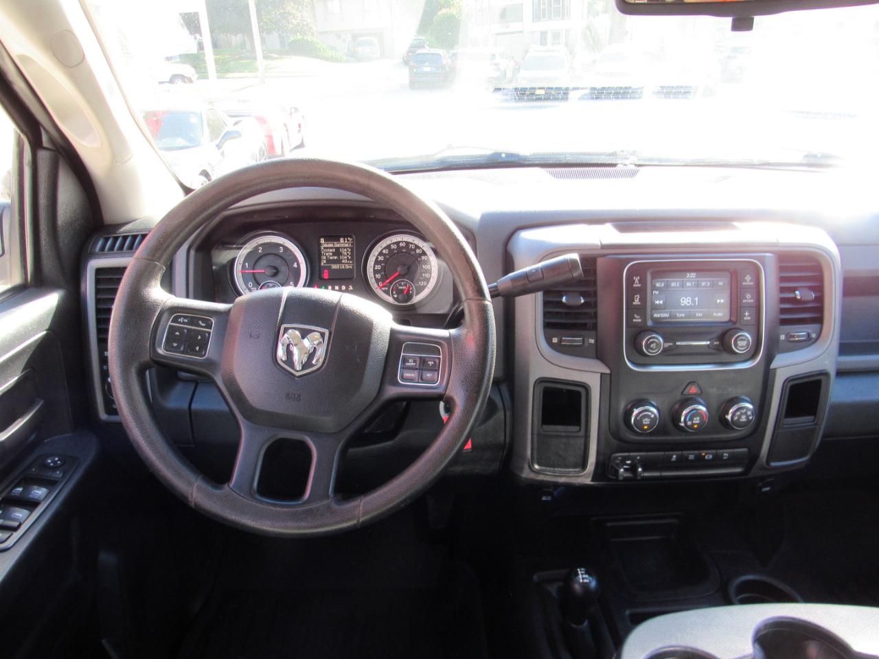 RAM 2500 Tradesman Crew Cab 4WD 2015