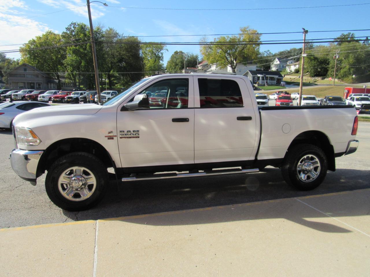 RAM 2500 Tradesman Crew Cab 4WD 2015