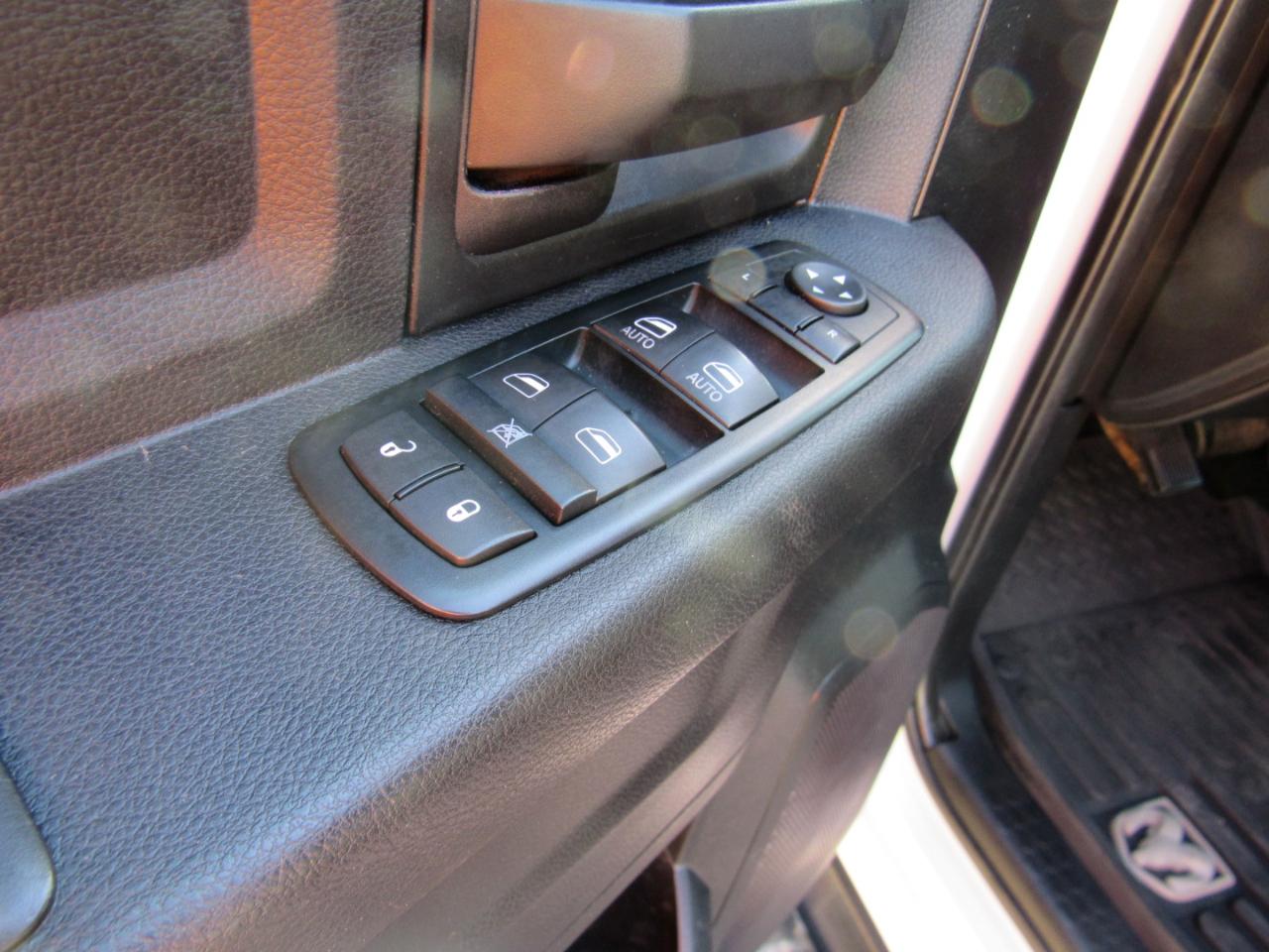 RAM 2500 Tradesman Crew Cab 4WD 2015