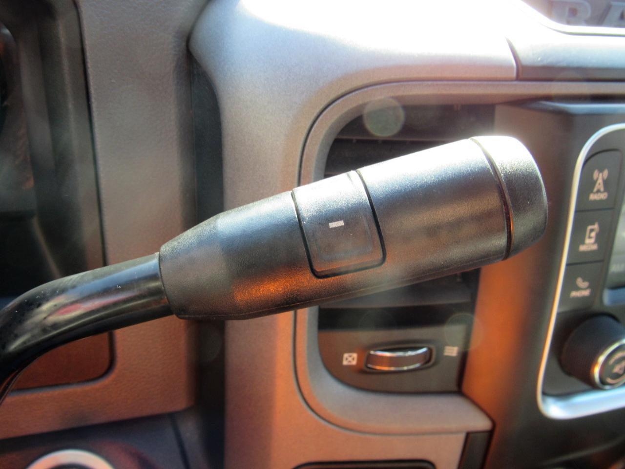 RAM 2500 Tradesman Crew Cab 4WD 2015