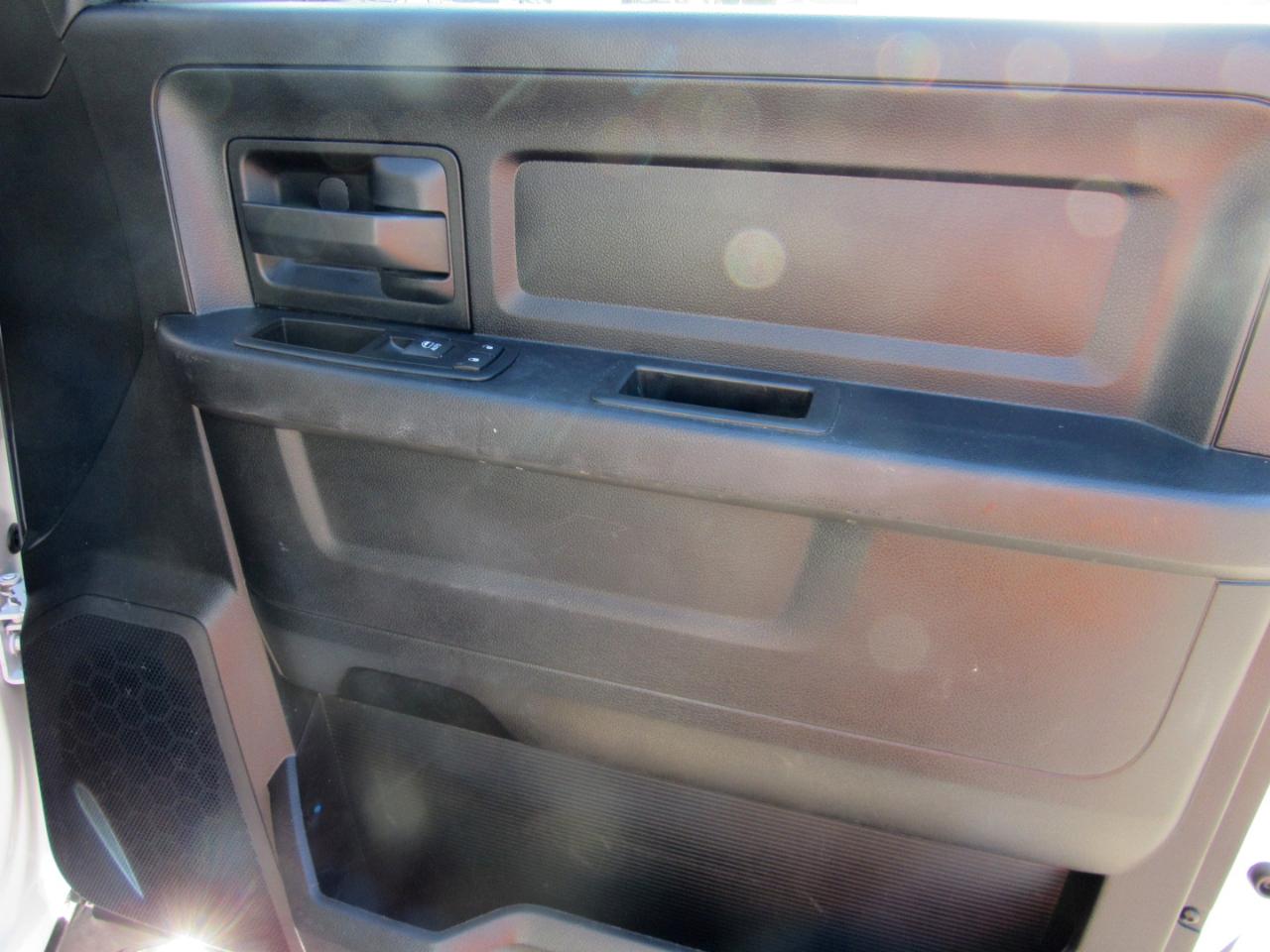 RAM 2500 Tradesman Crew Cab 4WD 2015