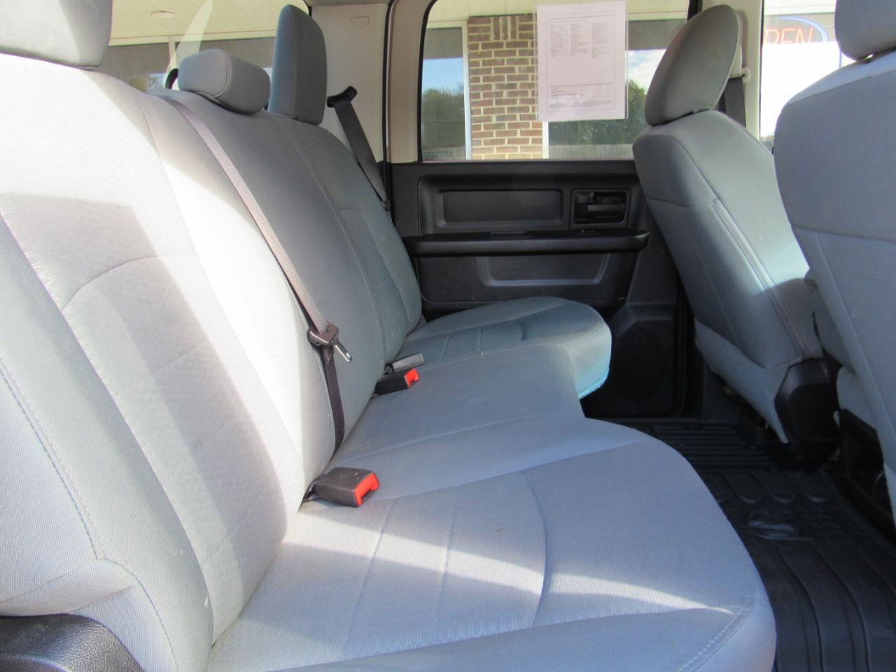 RAM 2500 Tradesman Crew Cab 4WD 2015