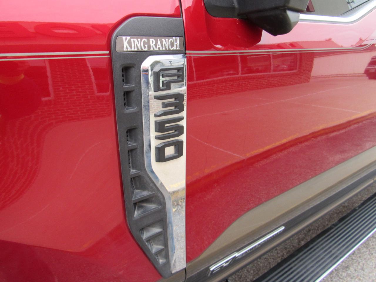 Ford Super Duty F-350 SRW  2024