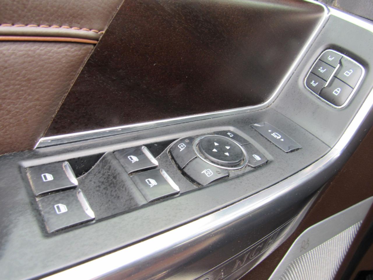 Ford Super Duty F-350 SRW  2024