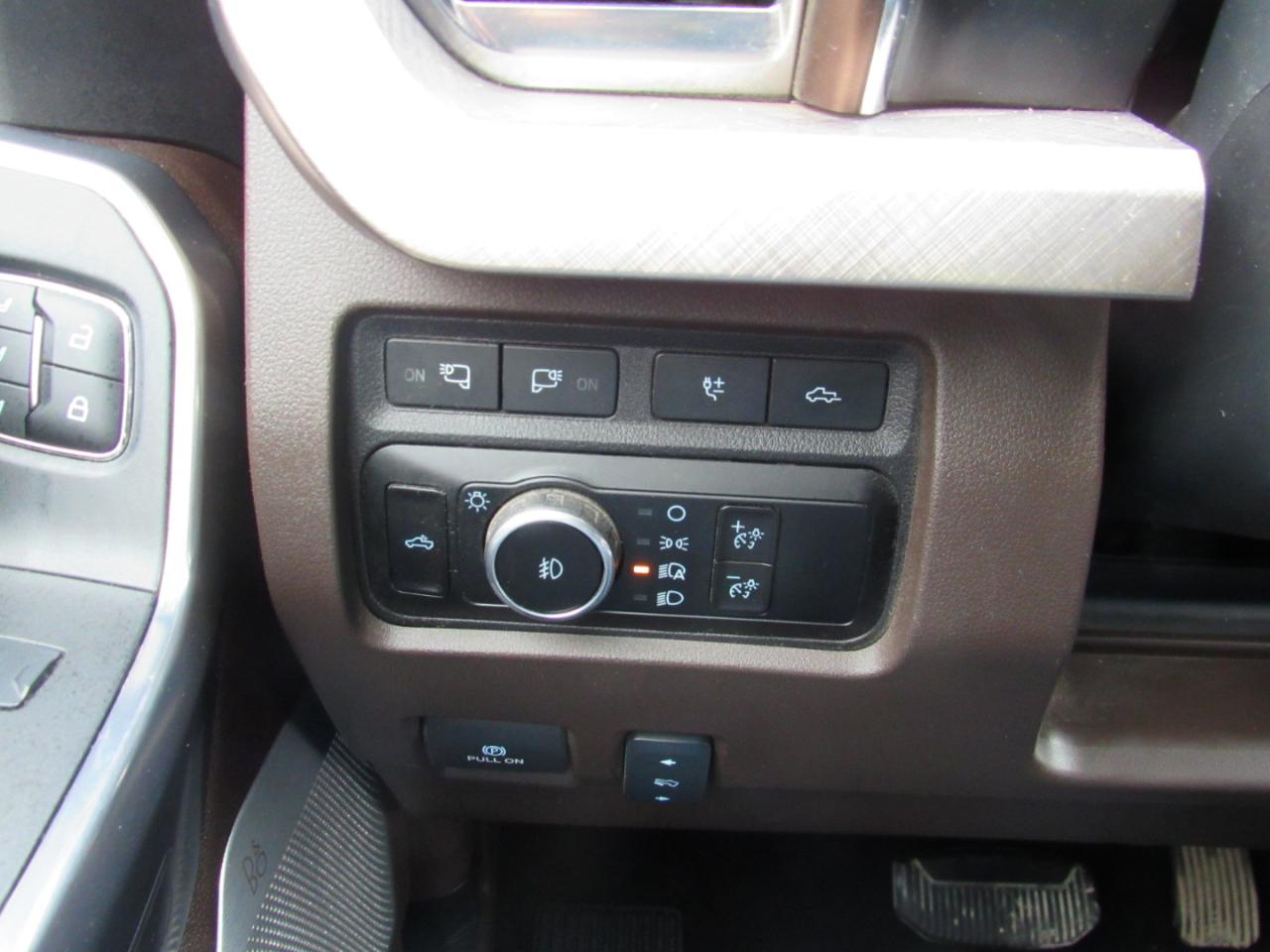 Ford Super Duty F-350 SRW  2024
