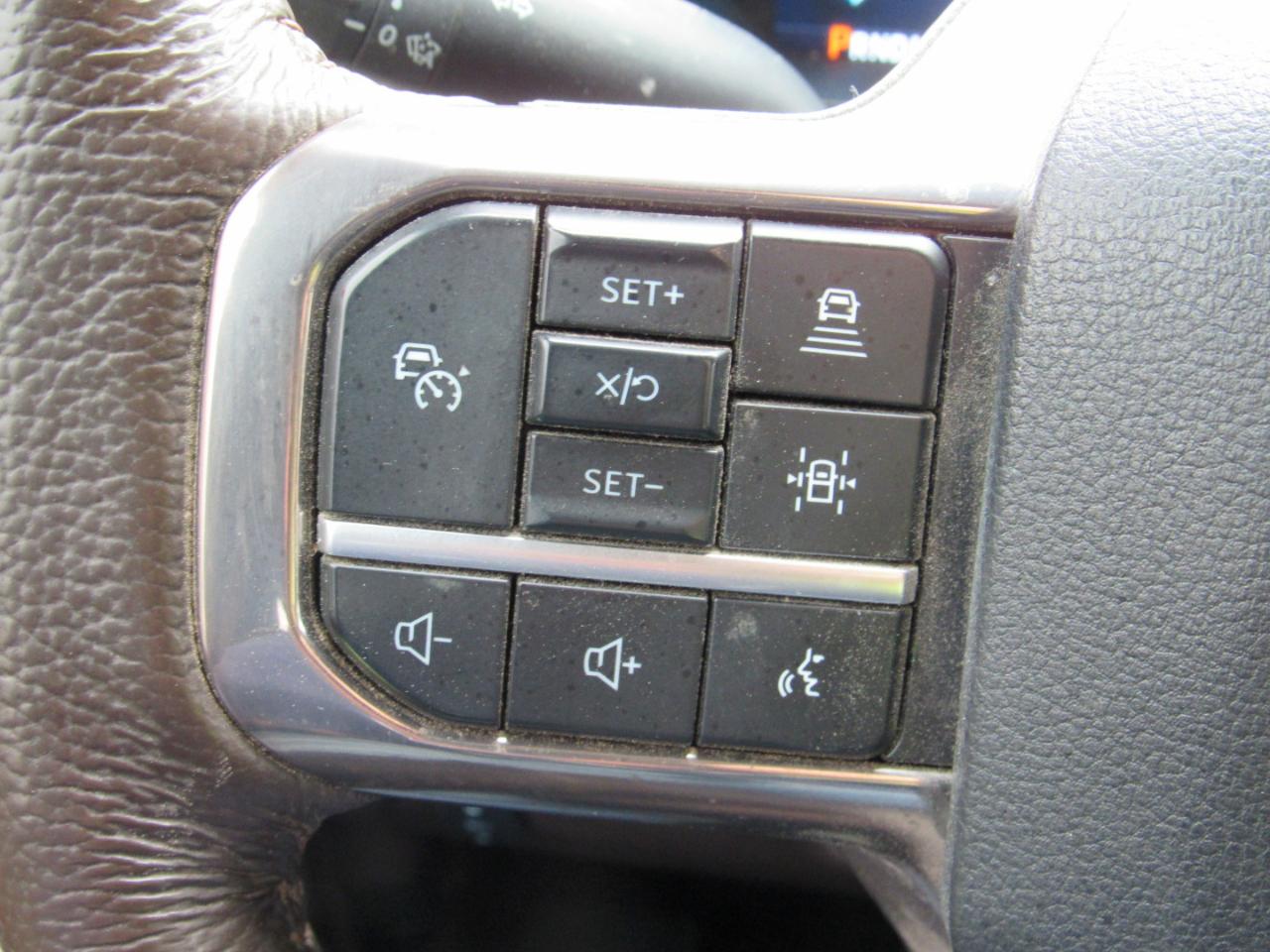 Ford Super Duty F-350 SRW  2024